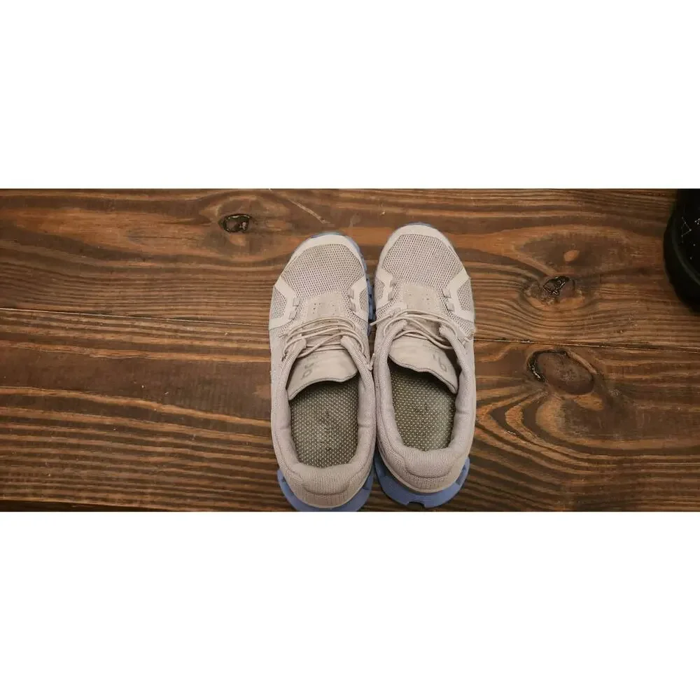 On Running Women's Size 7 Athletic Running Shoes